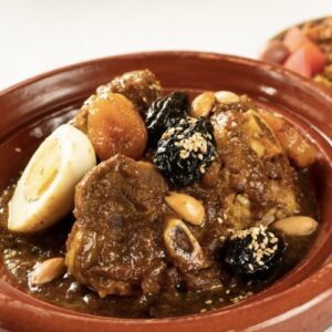 طاجن لحم با البرقوق